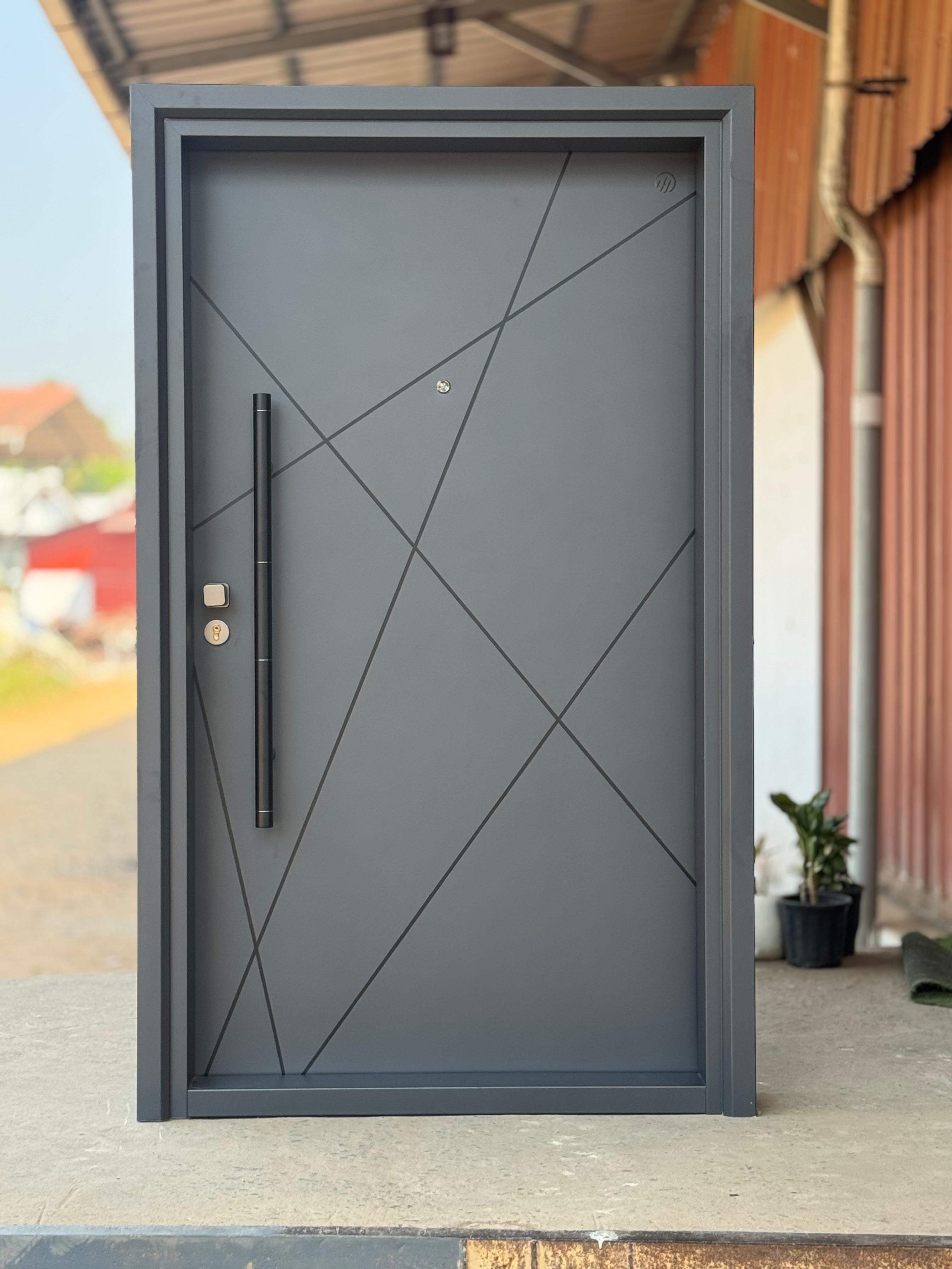 PTR 131 Main Door